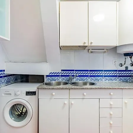 Duque 2br Flat At Historical Chiado Apartment